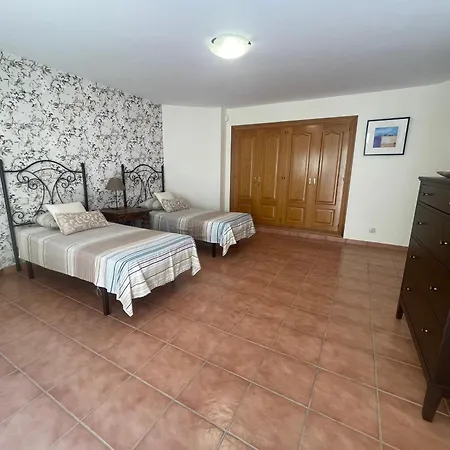 Tinajas