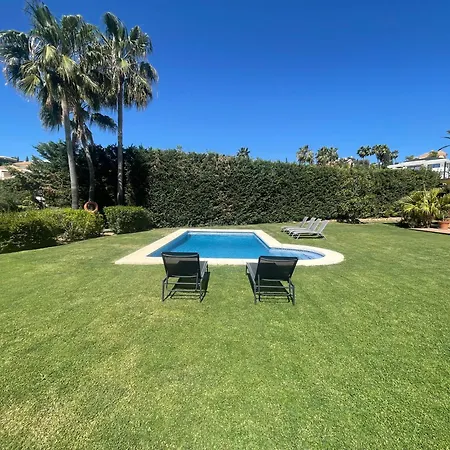 Villa Tinajas